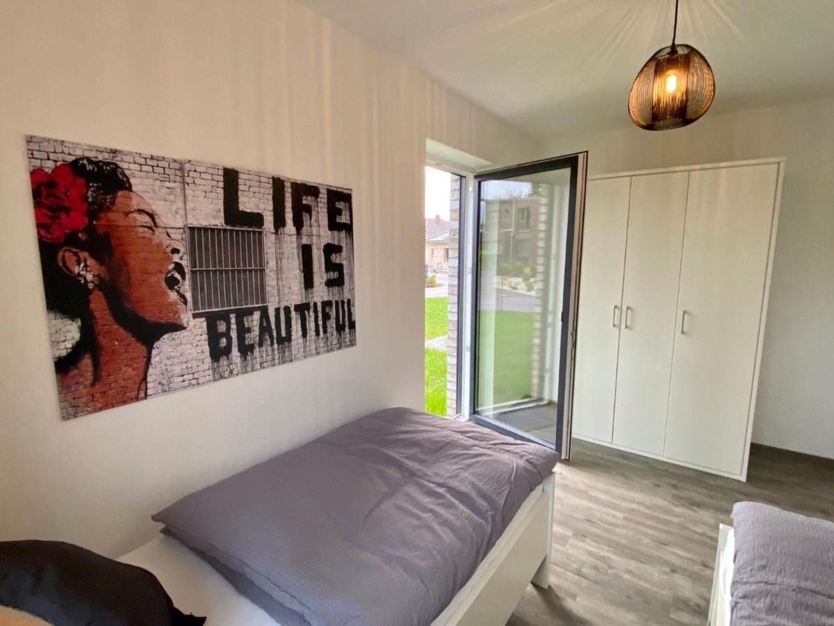 Ferienhaus Moin. Am Harkebruegger See Mit Sauna Barssel  Buitenkant foto