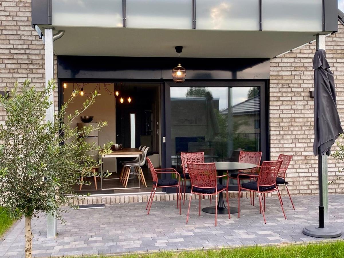 Ferienhaus Moin. Am Harkebruegger See Mit Sauna Barssel  Buitenkant foto